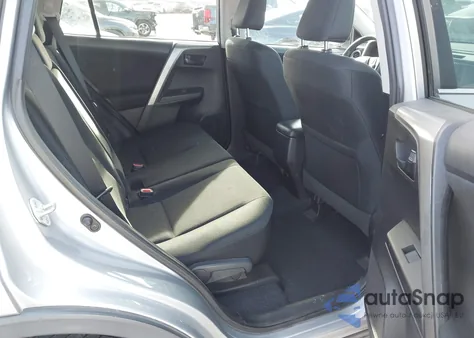 2016 Toyota Rav4 Le z USA, uszkodzony, nr VIN 2T3ZFREV2GW301986